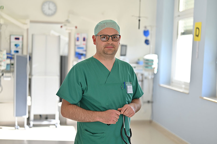 Jonathan Straßburger, Facharzt für Anästhesiologie, Notfallmedizin