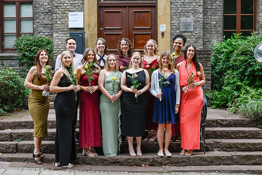 Gruppenfoto der examinierten Diätassistentinnen und Diätassitenten 2026.